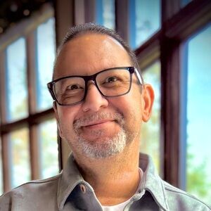 Meet your Posher, Ernest